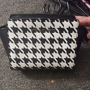 Black and White Michael Kors Women's Bag